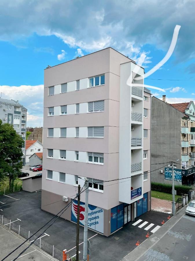Delux Apartman President Centar Brčko Esterno foto