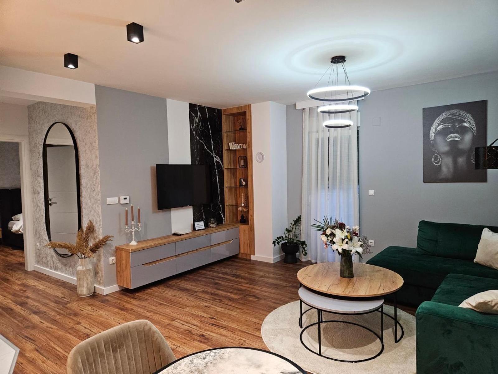 Delux Apartman President Centar Brčko Esterno foto