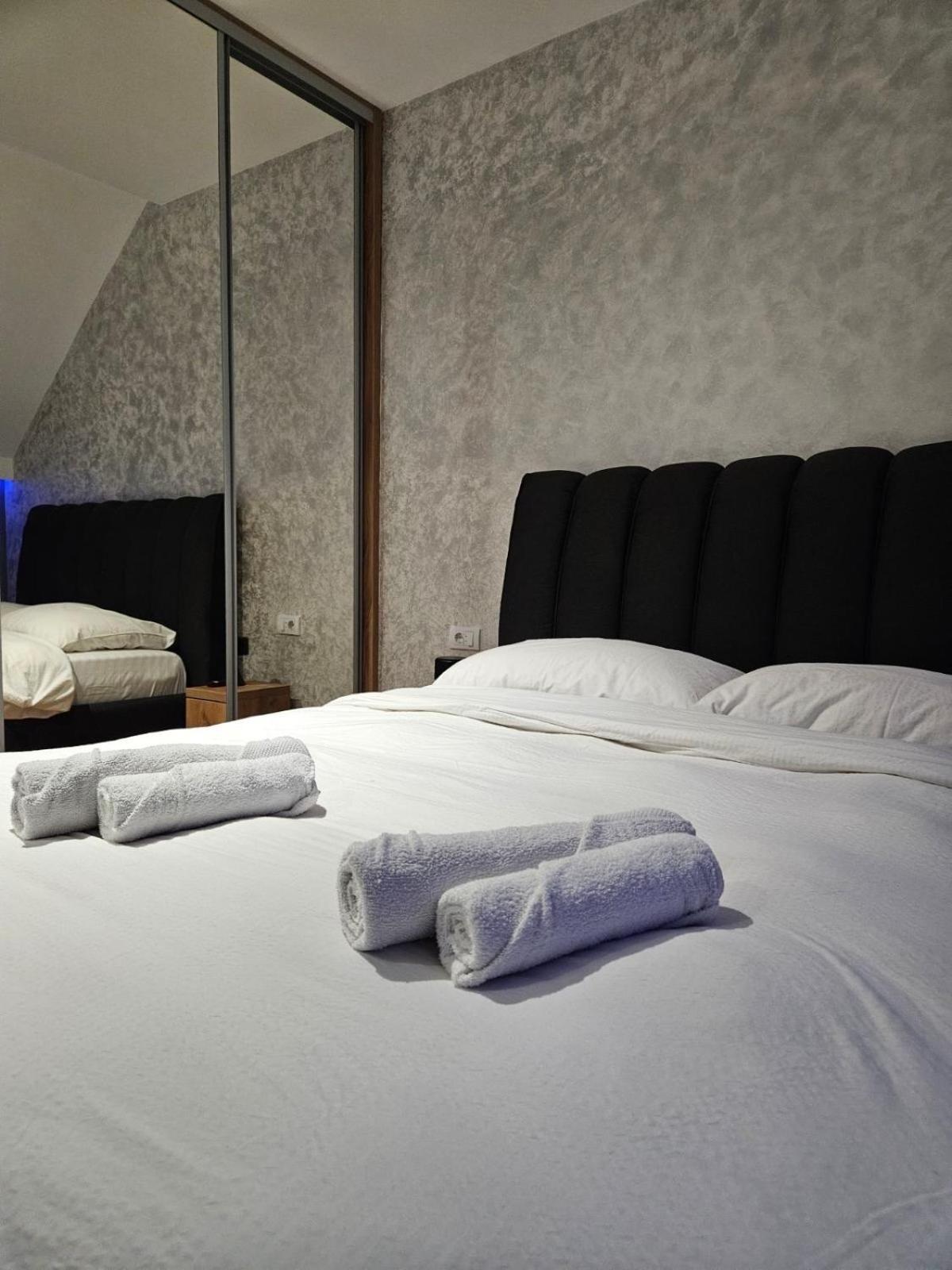 Delux Apartman President Centar Brčko Esterno foto