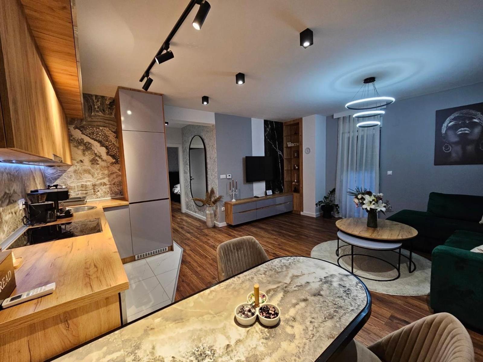 Delux Apartman President Centar Brčko Esterno foto